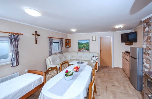 Varazdinske Toplice House | Holiday Home Martin with Swimming Pool