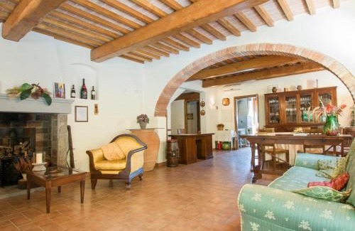 Montopoli in Val d'Arno House | Holiday Home La Gora by Interhome
