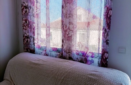 Vila Nova de Foz Coa House | Holiday Home 'Valley T2 Duplex' with Mountain View, Wi-Fi and Air Conditioning