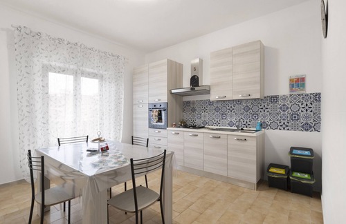 Isola delle Femmine House | Holiday Home "La Coccinella" close to the Sea with Balcony & Wi-Fi