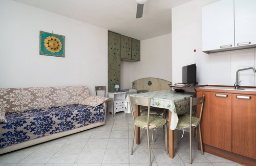 San Giovanni House | Holiday Home 'Monolocale San Giovanni Posada' with Private Terrace