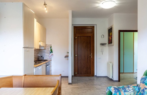 Marina di Carrara House | Holiday Home 'A Due Passi Dalla Spiaggia' with Terrace