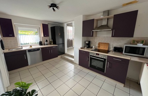 Haseluenne House | Holiday Home 'Almir' with Private Terrace, Private Garden and Wi-Fi