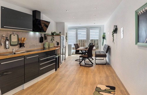 Salzwedel House | Holiday Home 'Am Nicolaiplatz' with Private Terrace, Private Garden and Wi-Fi