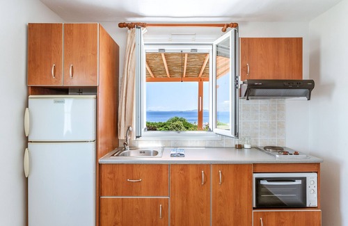 Agios Ioannis House | Holiday Home 'Anemologio 201 Tinos' with Sea View, Wi-Fi and Air Conditioning