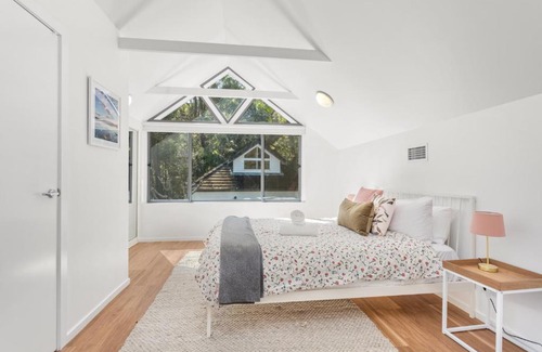 Smiths Lake House | HOLIDAY HOME AWAY FROM HOME / SMITHS LAKE