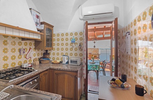 Cipressa House | Holiday Home 'Basera' with Sea View, Wi-Fi and Air Conditioning