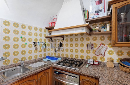 Cipressa House | Holiday Home 'Basera' with Sea View, Wi-Fi and Air Conditioning