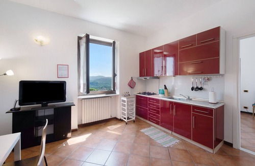 Roveta Apartment | Holiday Home 'Beautiful Tagliolo' with Private Garden and Wi-Fi