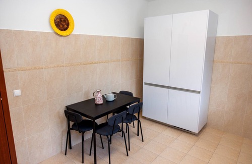 Ponte da Barca House | Holiday Home 'Belavista' with Lake View, Wi-Fi and Air Conditioning
