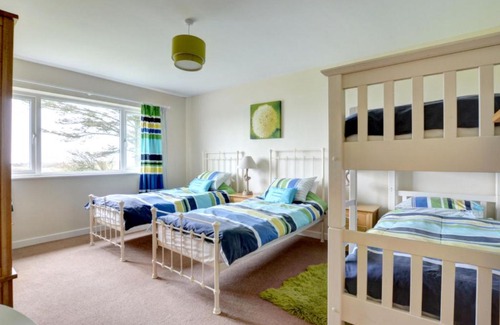 Garn Fadryn House | Holiday Home Bryiel by Interhome