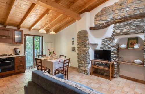 Valloria House | Holiday Home Ca' da Prima Porta - VLO131 by Interhome