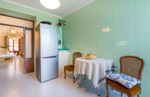 Campanet House | Holiday Home 'Campanet - Sant Miquel 30' with Mountain View, Private Terrace and Wi-Fi
