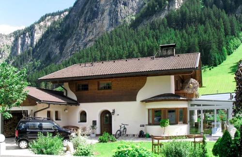 Dornauberg House | Holiday Home Carmen - MHO482