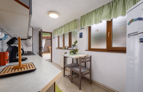 Mali Maj House | Holiday Home Casa Astrid by the sea in Porec, Istria