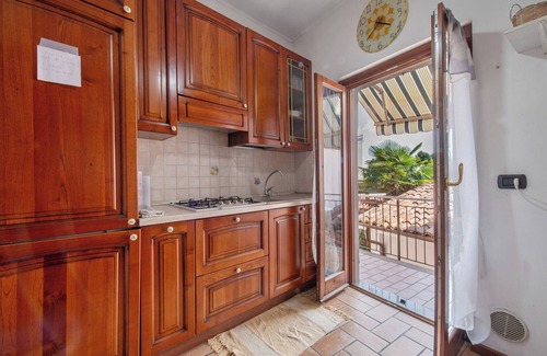 Lecco House | Holiday Home "Casa del Cedro" with Lake View, Balcony & Wi-Fi