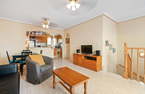 Los Arenales del Sol House | Holiday Home 'casa en la playa con piscina y terraza Marcin'
