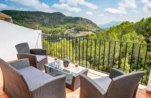 Adsubia House | Holiday Home Casa Hope by Interhome
