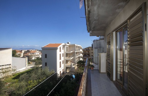San Giorgio House | Holiday Home 'Casa Al Mare San Giorgio' with Sea View and Balcony