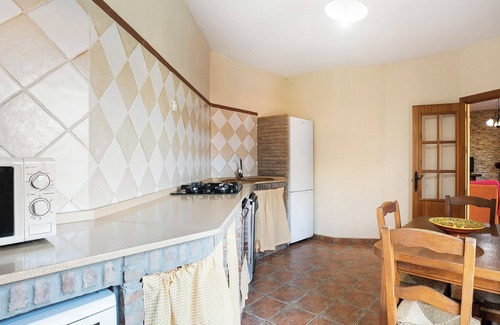 Zahora House | Holiday Home 'Casa Juana Zahora' with Shared Pool, Garden and Wi-Fi