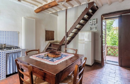 Convalle House | Holiday Home "Casa Paola" with Mountain View and Private Pool