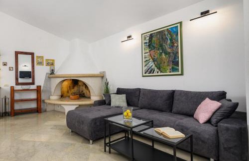 Rakalj House | Holiday Home Casa Pina