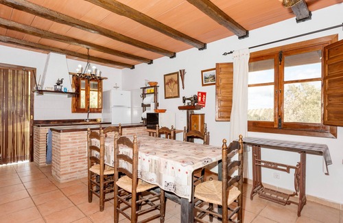 Antequera House | Holiday Home 'Casa Rural Villa Campito' with Mountain View, Private Pool and Wi-Fi