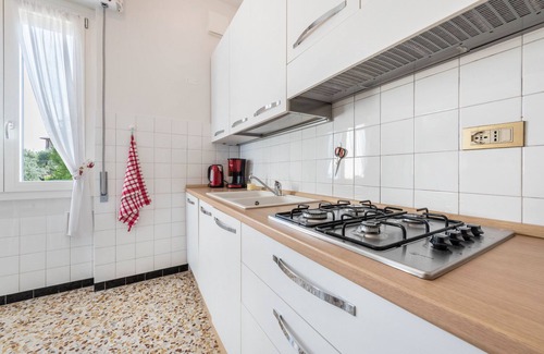 Villavetro House | Holiday Home 'Casa Vacanze Gran Panorama' with Lake View, Private Terrace and Wi-Fi
