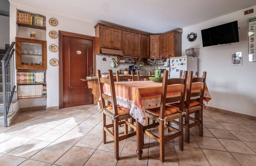 Viterbo House | Holiday Home 'Casaletto Della Musica' with Garden and Wi-Fi
