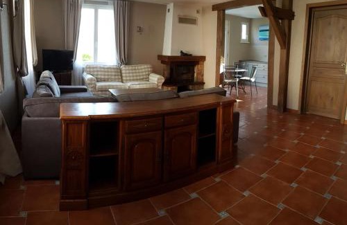 Pierrefonds House | Holiday Home Castle View