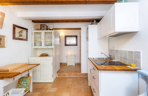 Portopetro House | Holiday Home 'Cel Pins' with Private Terrace, Wi-Fi and Air Conditioning