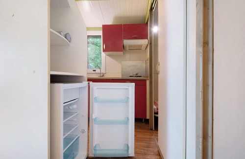 Casarza Ligure House | Holiday Home 'Chalet Nel Bosco' with Sea View, Shared Pool and Wi-Fi
