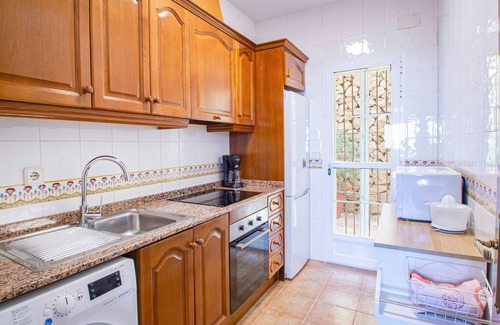 Altea la Vella House | Holiday Home 'Chalet Altea' with Sea View, Wi-Fi and Air Conditioning