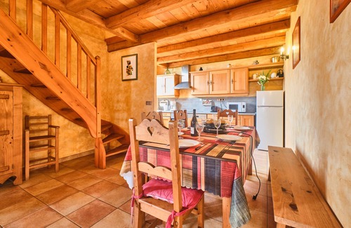 Arbin House | Holiday Home 'Chateau De Merande' with Mountain Views, Private Terrace and Wi-Fi