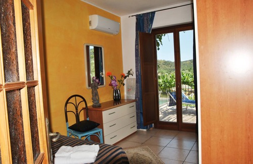 Itri Villa | Holiday Home Chevalier With Terrace and Swimming Pool
