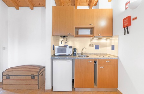 Sao Luis Apartment | Holiday Home 'Clarinha' with Mountain View, Wi-Fi and Air Conditioning