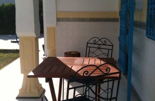 El Maamoura House | Holiday home direct access to the beach