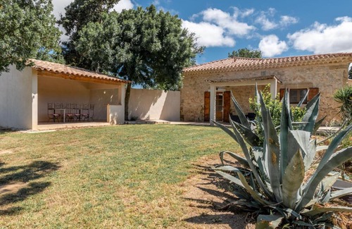 Fleury House | Holiday Home Domaine La Batisse by Interhome