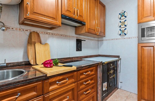 Lastres House | Holiday Home 'El Fontanin, Tu Descanso Marinero' with Private Terrace