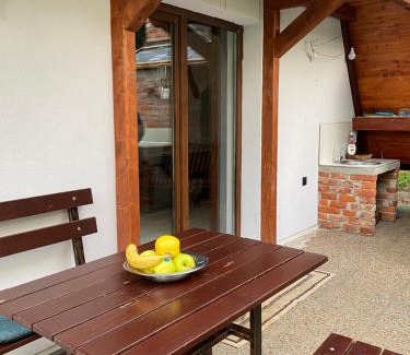 Lohovo House | Holiday Home Enio