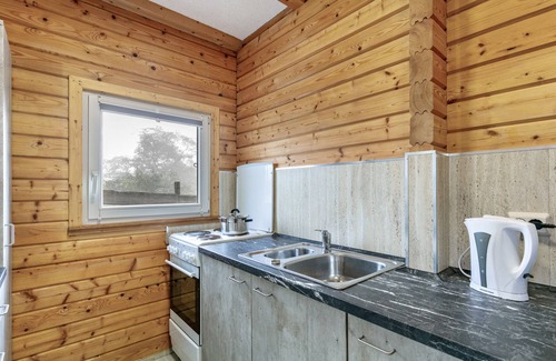 Niederfinow House | Holiday Home 'Erdgeschoss' with private Terrace, Private Garden and Wi-Fi