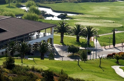 Bonmont Terres Noves House | Holiday Home "Casa en la playa con piscina y port Aventura" with Shared Pool, A/C & Wi-Fi