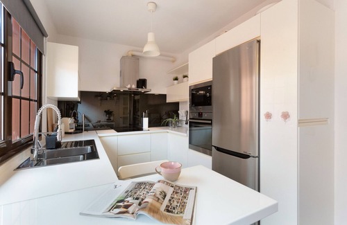 Puerto del Rosario House | Holiday Home 'Las Brisas Fuerteventura' with Mountain Views, Private Terrace and Wi-Fi