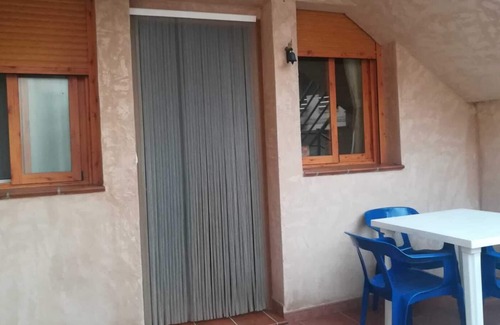 Arroyo Frio House | Holiday Home "Escapada Relax" with Mountain View, Shared Pool & A/C