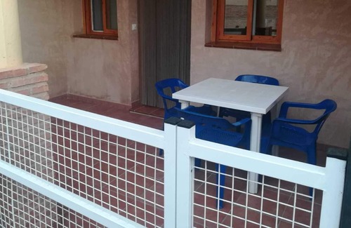 Arroyo Frio House | Holiday Home "Escapada Relax" with Mountain View, Shared Pool & A/C