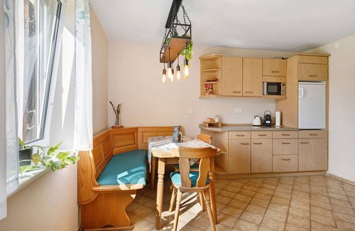 Freilassing House | Holiday Home 'Feilchenhof' with Private Terrace, Private Garden and Wi-Fi