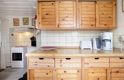 Flensburg House | Holiday Home 'Ferienhaus Bruhn' with Private Terrace, Private Garden and Wi-Fi
