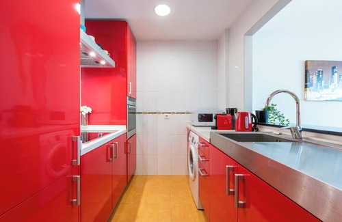 Centro Apartment | Holiday Home 'Ferrandiz' close to the Sea with Wi-Fi