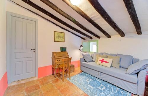 Fraga House | Holiday Home Fraga with Private Pool