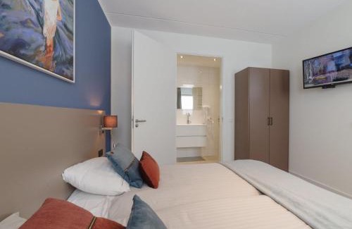 Colijnsplaat House | Holiday Home Ganuenta-1 by Interhome